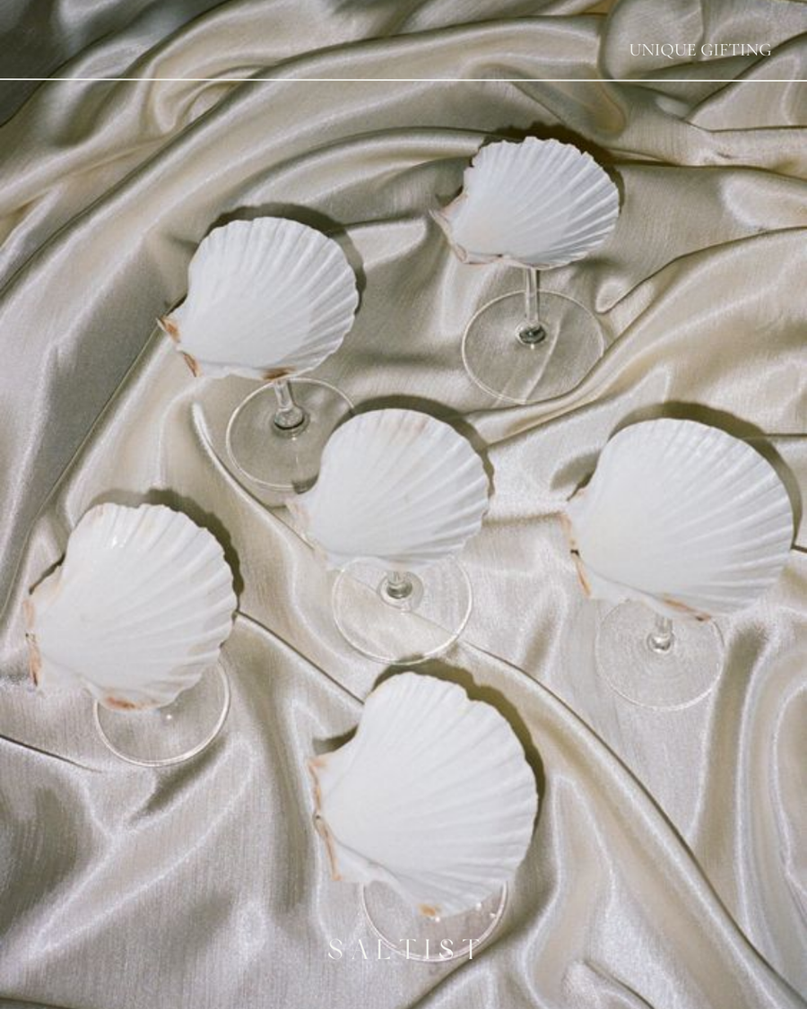 The Latest Chic Wedding Trends: A Celebration of Elegance, Nature, and Timeless Details