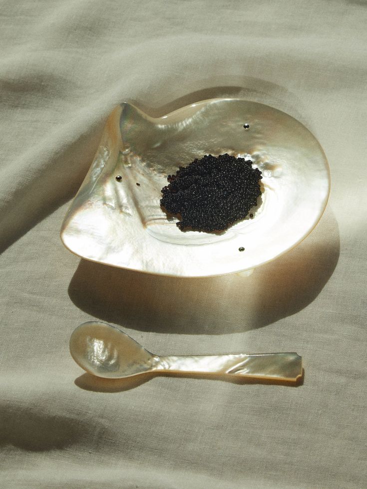 The Mother of Pearl Caviar Set