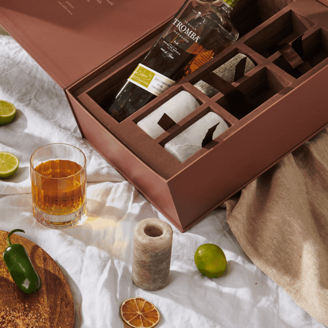 Deluxe Tequila Lover Gift Set: Pink
