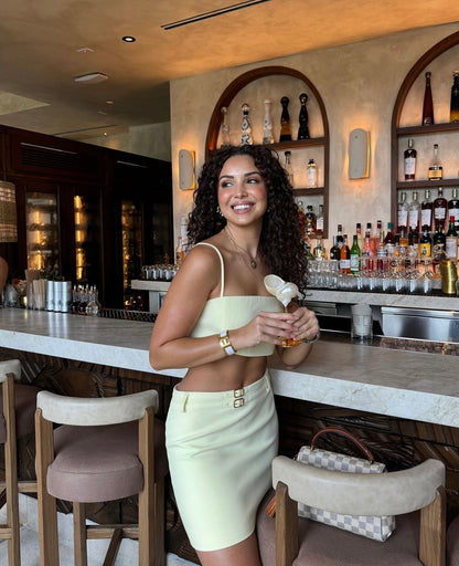Conch Shell Wine or Cocktail Glass: Gold Stem